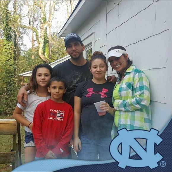 Meet your Posher, Raegan - Picture 1 of 1